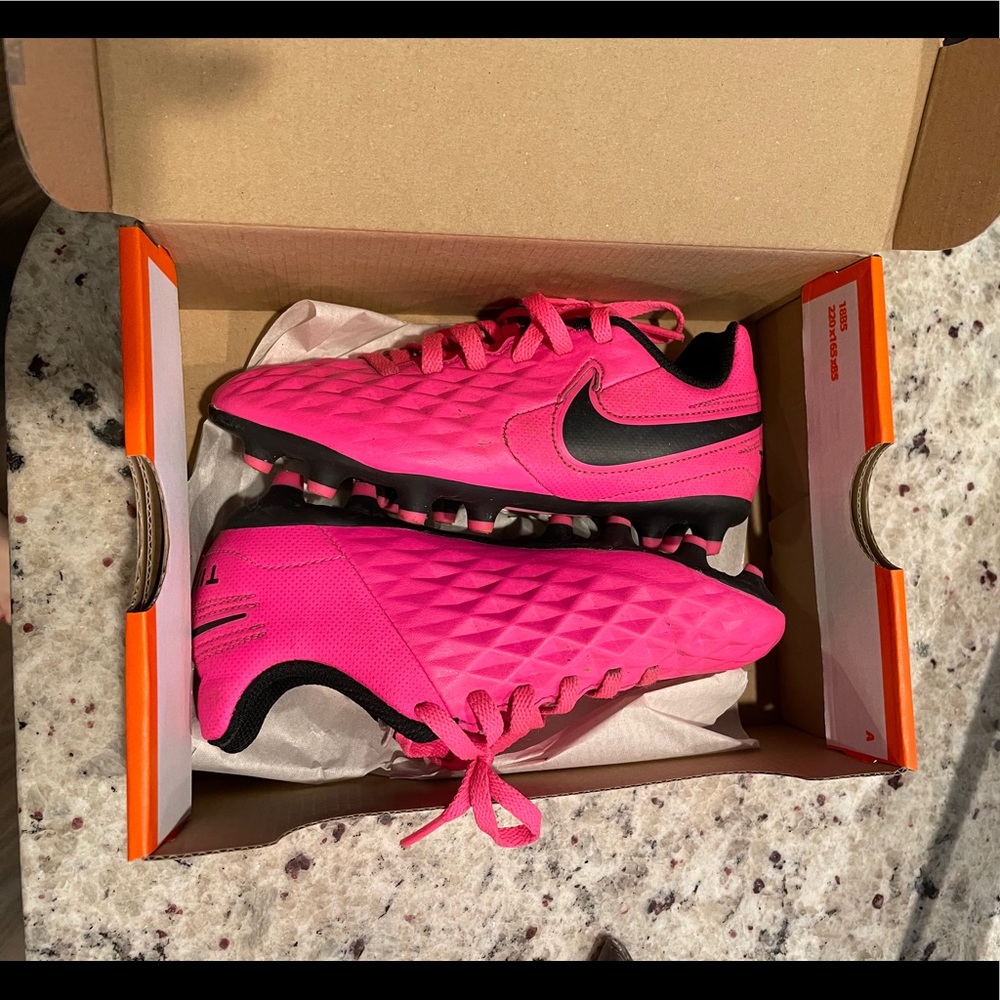Girls Nike Soccer Cleats